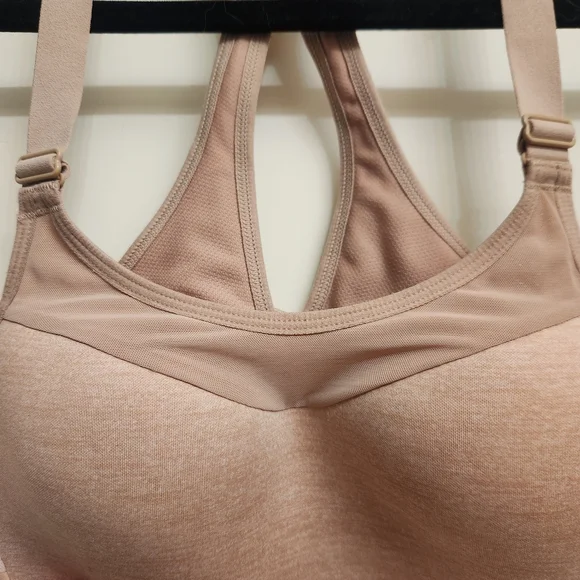 Bundle Of 2 Victoria's Secret, Pink and Cream Bra - Picture 4 of 10